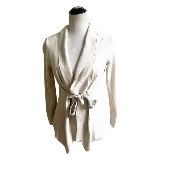 Nieman Marcus Women’s Silk Cashmere Blend Wrap Sweater Cream Size Small - Picture 1 of 13